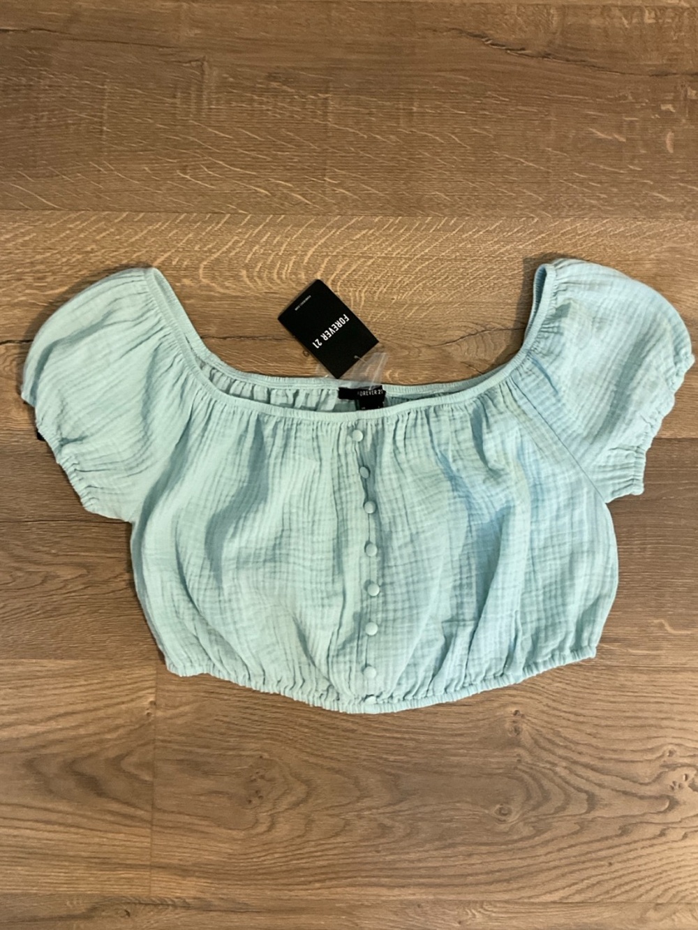 Forever 21 mint green Off-the-Shoulder faux Button Cropped Blouse, L, NWT!